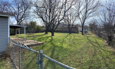 8265 Kender Ln, Fort Worth, TX 76108 - photo 3