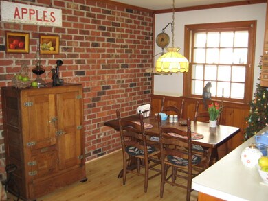 Breakfast Nook off Kitchen