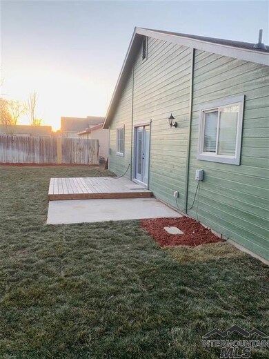 343 W Crestwood Dr, Nampa, ID 83686 - photo 7