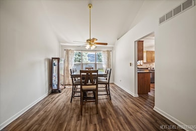 16453 Timberview Dr, Plainfield, IL 60586 - photo 6