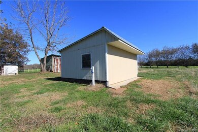 445 Wooten Farm Rd, Statesville, NC 28625 - photo 6