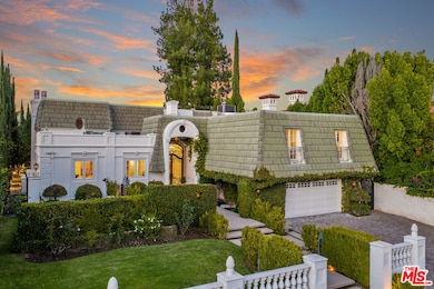 18875 Pasadero Dr, Tarzana, CA 91356 - photo 2