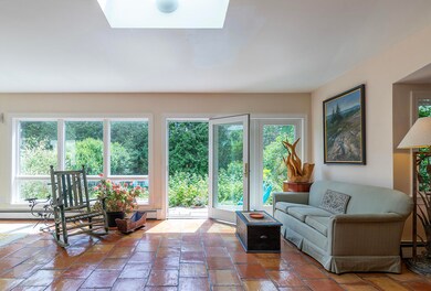 sitting area