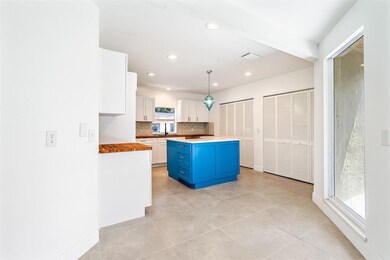 4244 Steven Rd