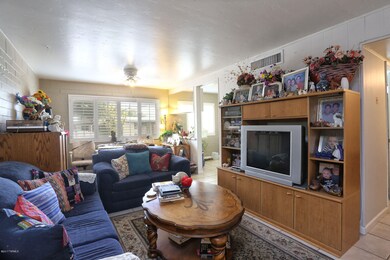 003. Living Room