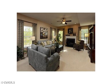 Den/Family/Great Room - FAMILY ROOM