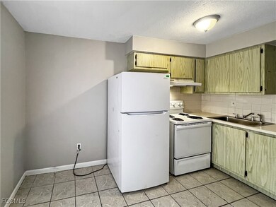 13037 1st St unit 2, Fort Myers, FL 33905 - photo 5
