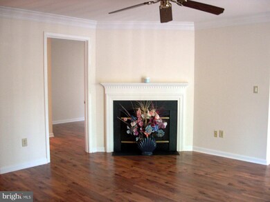 11800 Eton Manor Dr unit 204, Germantown, MD 20876 - photo 6