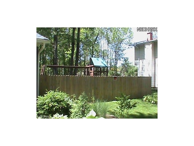 664 Lafayette Blvd, Sheffield Lake, OH 44054 - photo 2