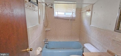 8517 Oglethorpe St, New Carrollton, MD 20784 - photo 6