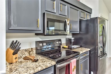 21340 Lancaster Run unit 1327, Estero, FL 33928 - photo 6