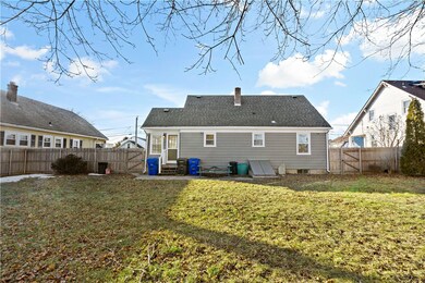 18 Sumach Ave, Riverside, RI 02915 - photo 7