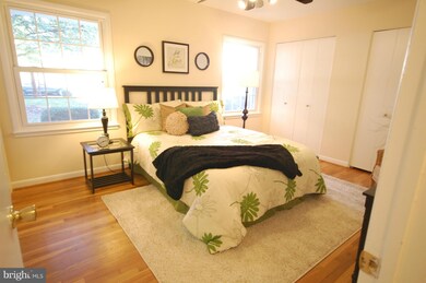 4418 Westfield Dr, Fairfax, VA 22032 - photo 7