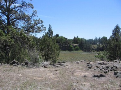 900 NW 13th St, Redmond, OR 97756 - photo 5