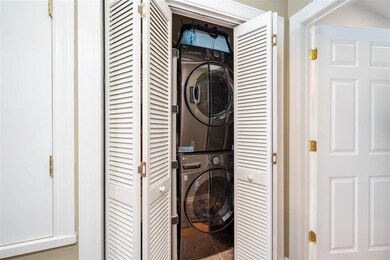 110 Bloomfield St unit 3, Hoboken, NJ 07030 - photo 4