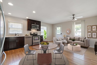 929 Phillips St, Nashville, TN 37208 - photo 2