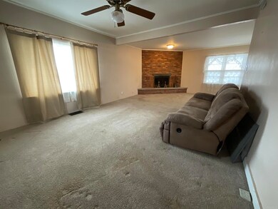 401 N Jefferson St, Ossian, IN 46777 - photo 4