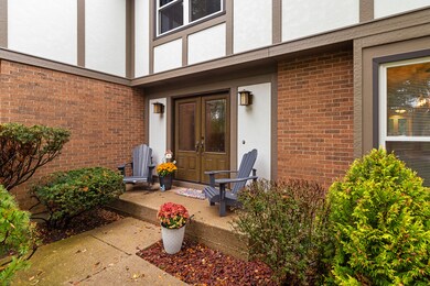 unlisted-address, Glenview, IL 60026 - photo 2
