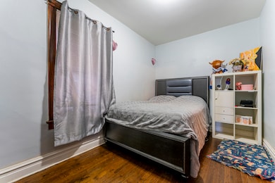 unlisted-address, Chicago, IL 60651 - photo 6