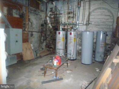 511 Park Ave, Baltimore, MD 21201 - photo 7