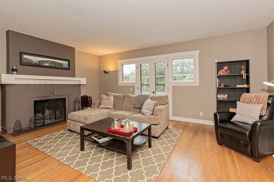 2577 Overlook Rd unit 5, Cleveland, OH 44106 - photo 5