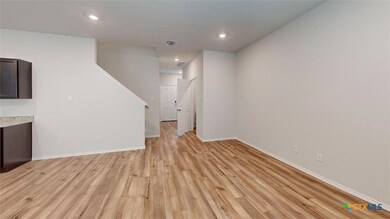 370 Dobson Dr, Killeen, TX 76542 - photo 3