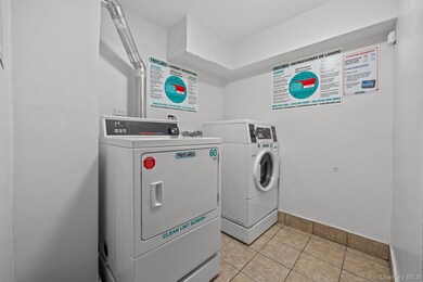 84-09 155th Ave unit 4N, Howard Beach, NY 11414 - photo 6