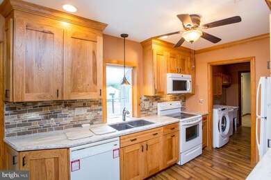 235 N Shady Retreat Rd, Doylestown, PA 18901 - photo 7