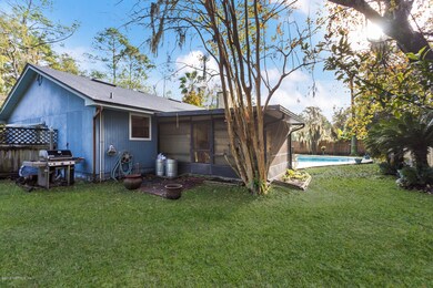 2438 Deloach Ln, Jacksonville, FL 32216 - photo 5