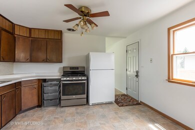 2207 School Dr, Rolling Meadows, IL 60008 - photo 2