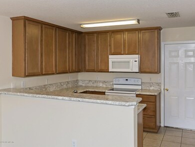 004_Kitchen