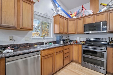 207 Madrone St, Rogue River, OR 97537 - photo 5