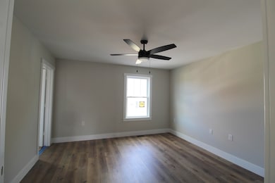 385 Effinger St, Harrisonburg, VA 22802 - photo 3