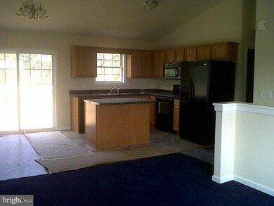 222 Freight Car Cir, Bunker Hill, WV 25413 - photo 2