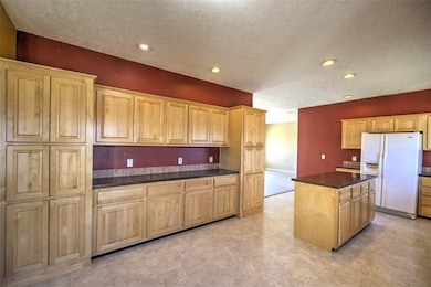 424 E Kennedy St, Maroa, IL 61756 - photo 5