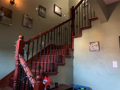 105 E Linden St, Ennis, TX 75119 - photo 6