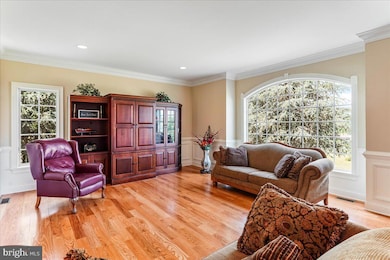 6668 Paddock Ct, Coopersburg, PA 18036 - photo 6