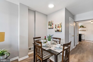 210 N Duncan St, Baltimore, MD 21231 - photo 4