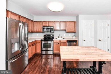 2912 17th St S unit 302, Arlington, VA 22204 - photo 5