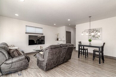 Living/Dining Area