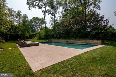 1020 Dead Run Dr, McLean, VA 22101 - photo 2