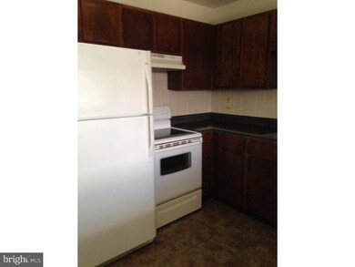 606 Barclay Walk, Cherry Hill, NJ 08034 - photo 3