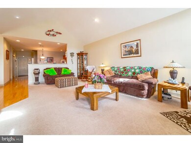 2044 Rose Dr, Pennsburg, PA 18073 - photo 5