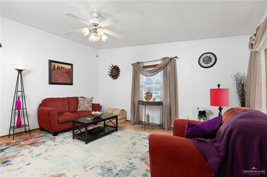 410 Belinda Dr, Alamo, TX 78516 - photo 2