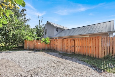 1585 17th Ln SW, Vero Beach, FL 32962 - photo 3