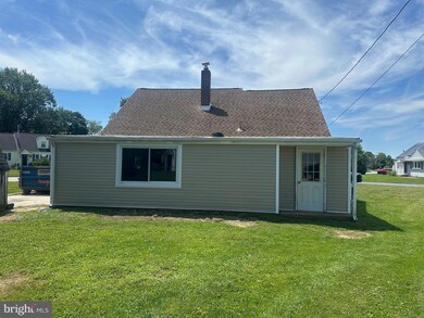 235 Morris Ave, Brookhaven, PA 19015 - photo 6