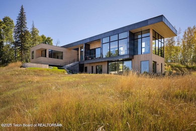 5135 W Eagle Rd, Wilson, WY 83014 - photo 3