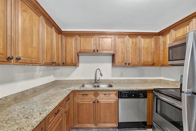 810 Lake Shore Dr unit 40, West Palm Beach, FL 33403 - photo 5