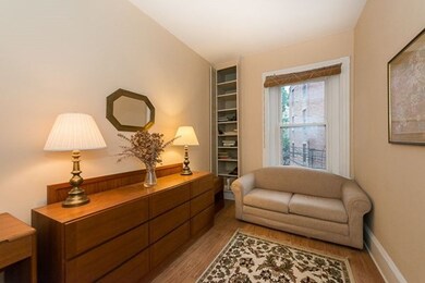 485 Washington St unit 2, Brookline, MA 02446 - photo 3