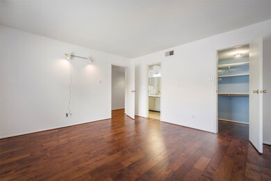 14777 Wunderlich Dr unit 811, Houston, TX 77069 - photo 6